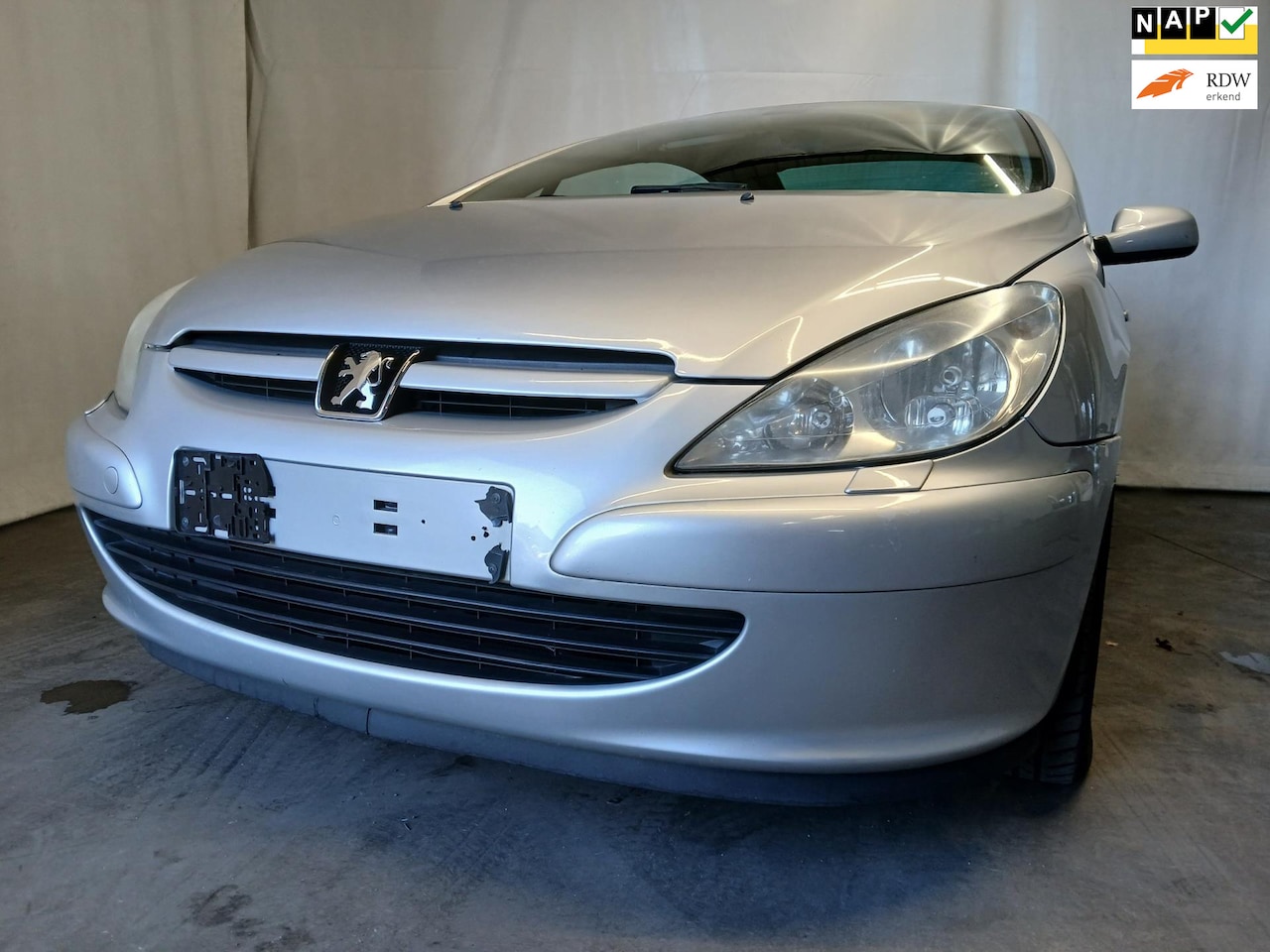 Peugeot 307 CC - 2.0-16V - Airco - Navi - Export - Schade - AutoWereld.nl