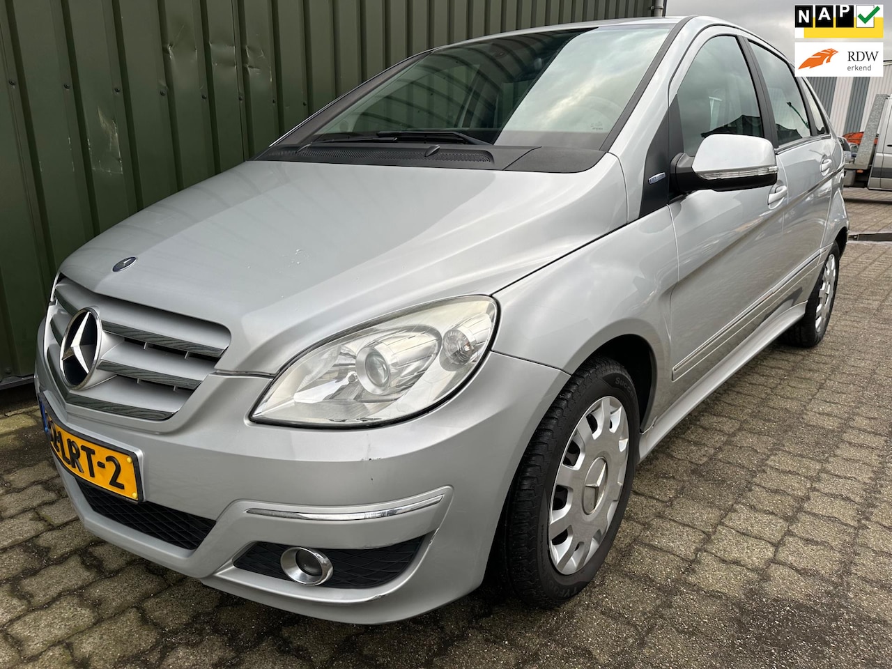 Mercedes-Benz B-klasse - 180 BlueEFFICIENCY Business CLass 180 BlueEFFICIENCY Business CLass - AutoWereld.nl