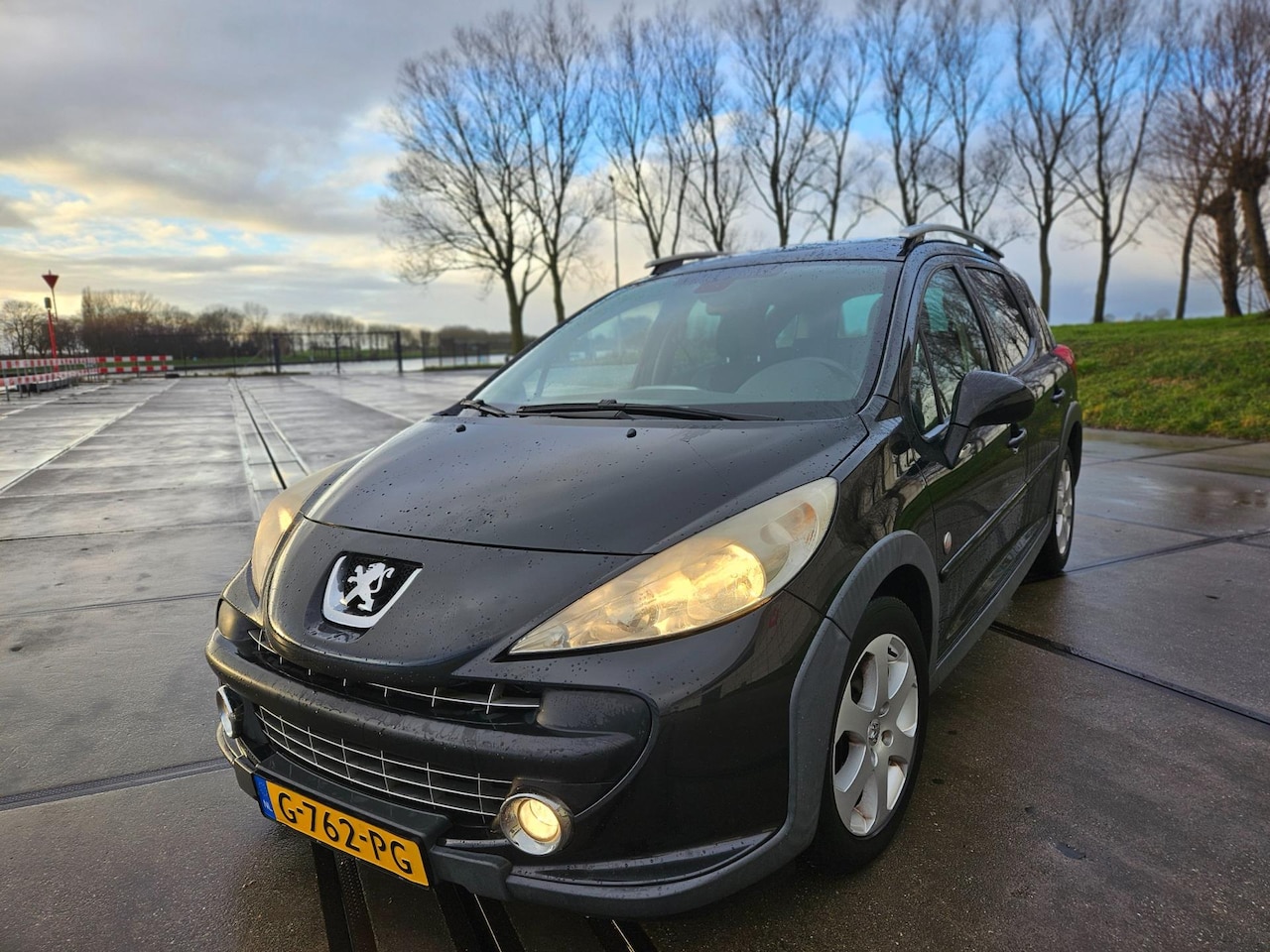 Peugeot 207 SW Outdoor - 1.6 VTi Sublime apk 5 -11-2025 - AutoWereld.nl