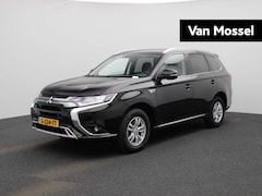 Mitsubishi Outlander - 2.4 PHEV Pure | Climate Control | Parkeersensoren | Achteruitrijcamera | Apple Carplay/And