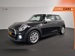 MINI Cooper - 1.5 136pk Chili | Climate Control | Parkeer Sensoren | Led | Parkeer Sensoren | Lichtmetal