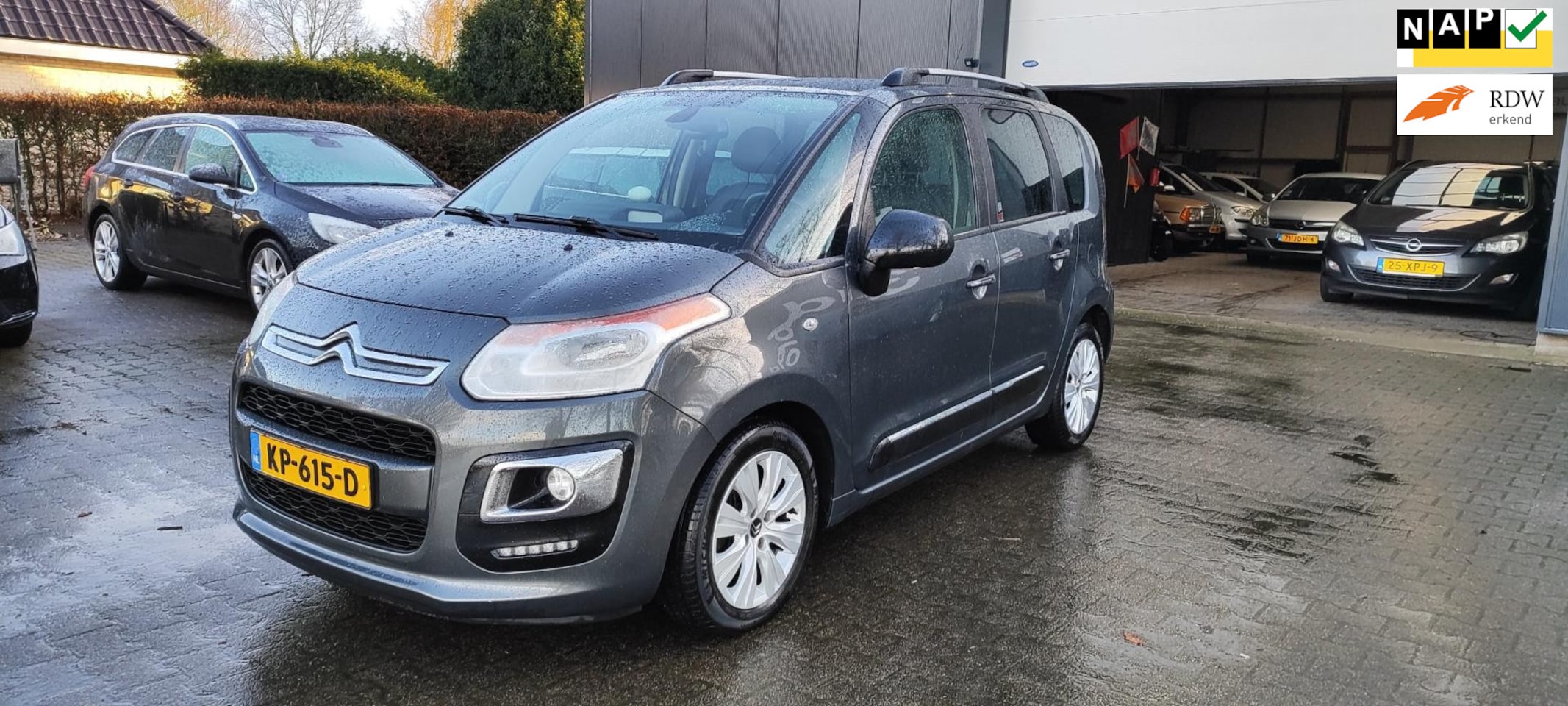 Citroën C3 Picasso - 1.2 PureTech Exclusive bj 2016 airco - AutoWereld.nl