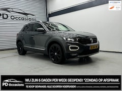 Volkswagen T-Roc - 1.5 TSI Sport ACC - Camera - Leer - Navi - Carplay