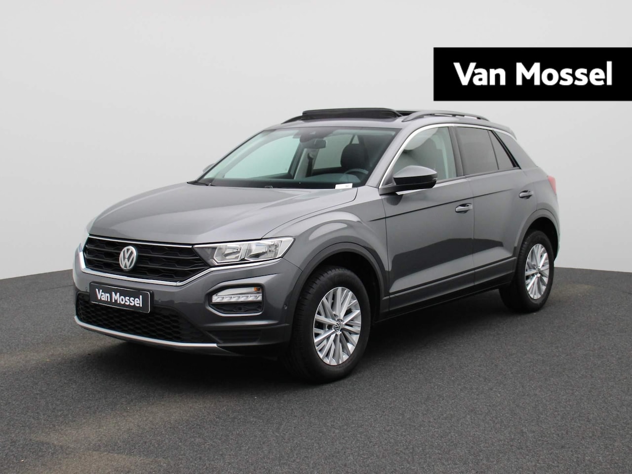 Volkswagen T-Roc - 1.5 TSI Style | 150 PK | Automaat | Panoramadak | Stoel + Stuurverwarming | Apple Carplay - AutoWereld.nl