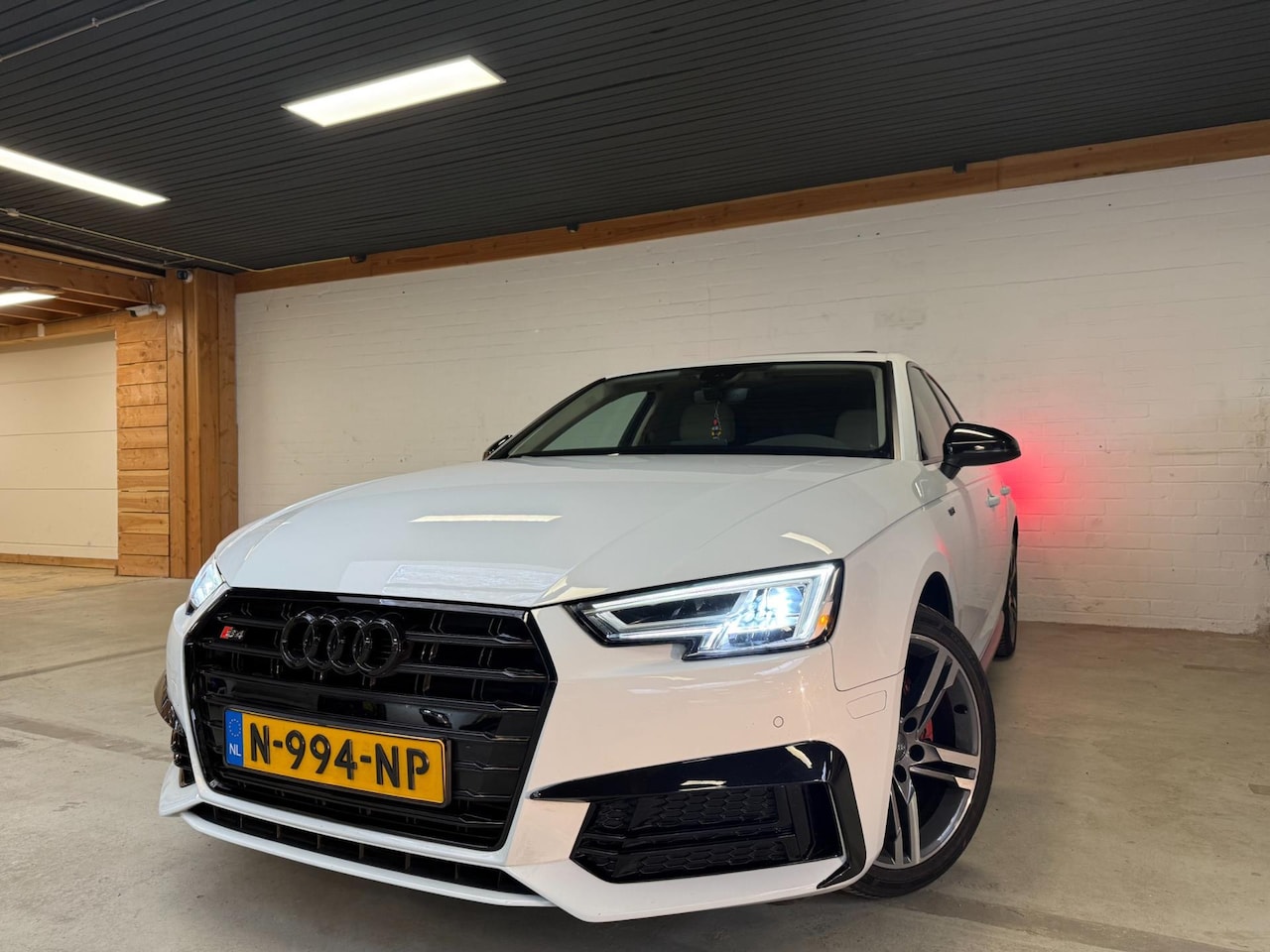 Audi A4 Limousine - AUDI S4 Dak Airco Cruise Control Alle Opties! - AutoWereld.nl