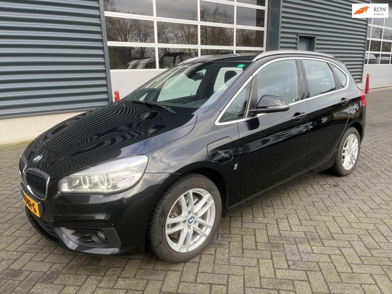 BMW 2-serie Active Tourer - 225xe iPerformance Centennial Executive 225xe iPerformance Centennial Executive - AutoWereld.nl