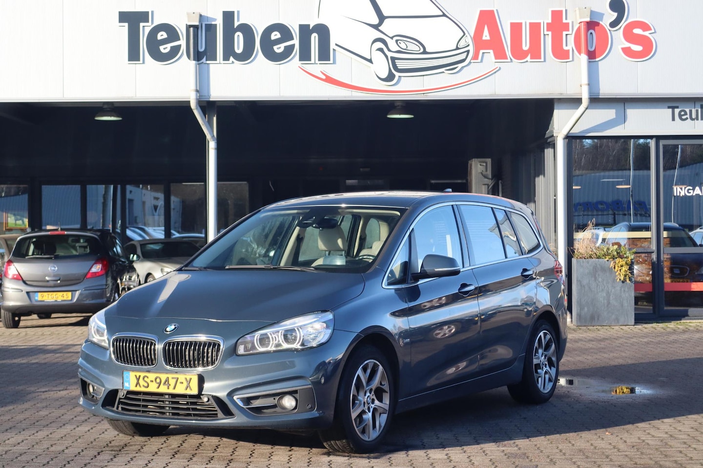 BMW 2-serie Gran Tourer - 220d xDrive Sport Head up display, Climate control, Navigatie, Cruise control - AutoWereld.nl