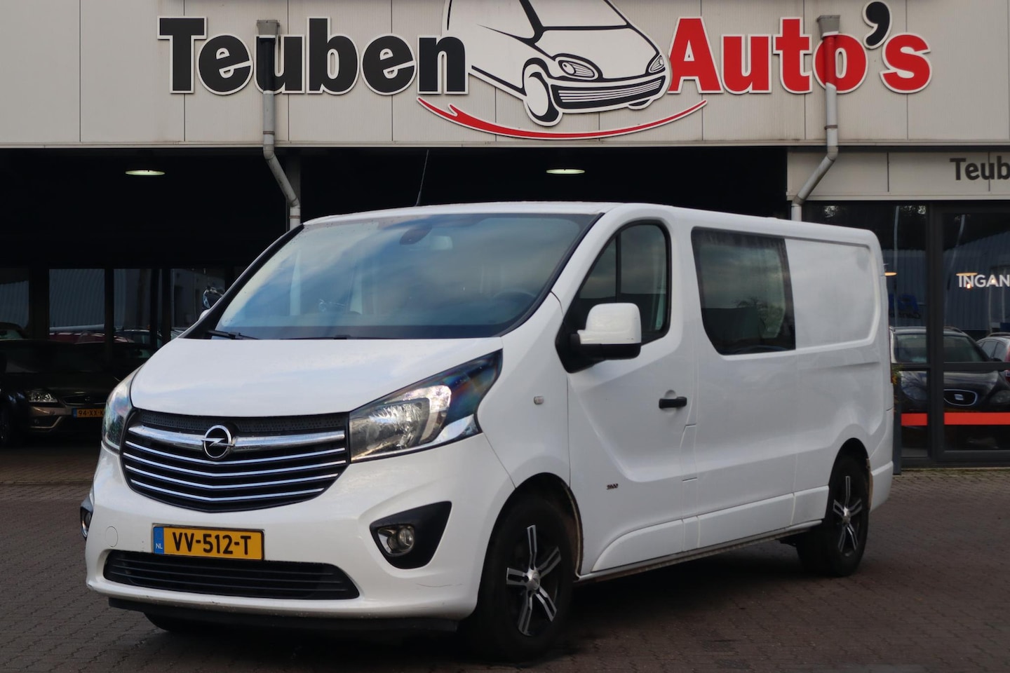 Opel Vivaro - 1.6 CDTI L2H1 DC Edition EcoFlex Camera, Navigatie, Climate control, Stoelverwarming, Trek - AutoWereld.nl