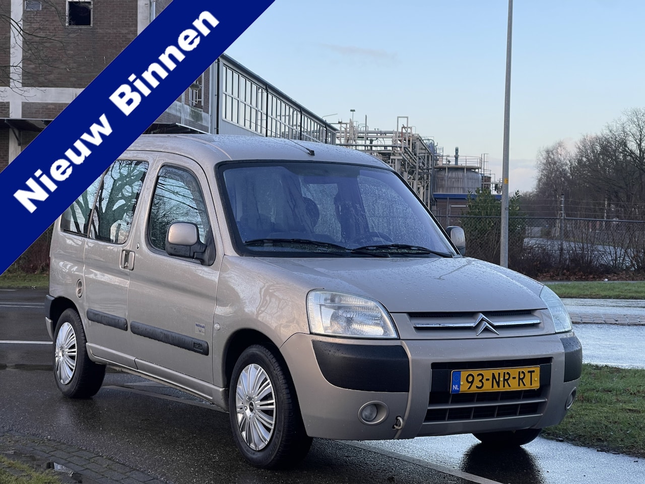 Citroën Berlingo - 1.6i Multispace Petit Paradis | 5 Persoons | Airco | 2x Schuifdeur | Cruise Control - AutoWereld.nl