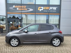 Peugeot 208 - 1.2 PureTech Signature