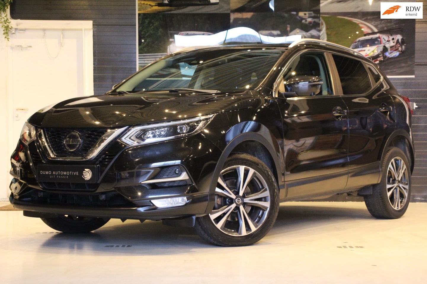 Nissan Qashqai - 1.2 N-Connecta LED - PANORAMADAK - 360 CAMERA - NAVIGATIE - CRUISE - KEYLESS - AutoWereld.nl