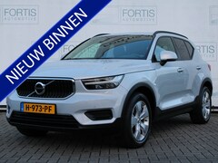 Volvo XC40 - 1.5 T3 NL AUTO | CAMERA | STOELVERW | PDC VOOR & ACHTER |