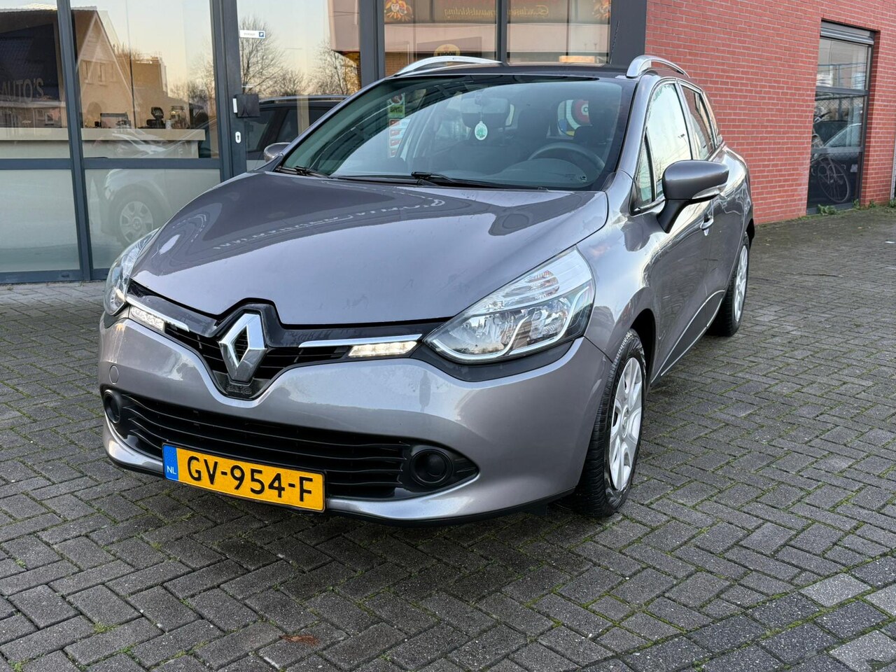 Renault Clio Estate - 1.5 dCi ECO Expression | EXPORT PRIJS | - AutoWereld.nl