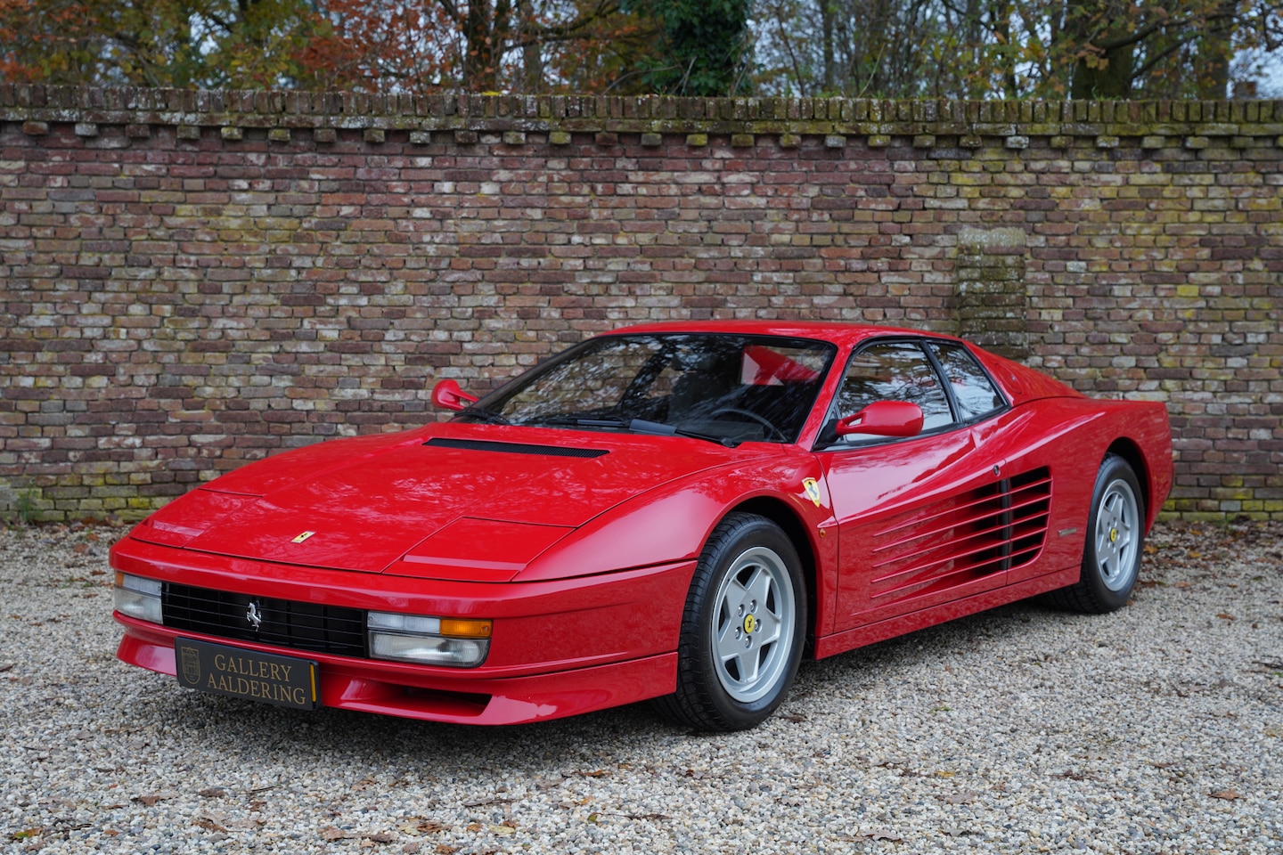 Ferrari Testarossa - third series, "five bolt", European market delivered, boardmap, full service history - AutoWereld.nl