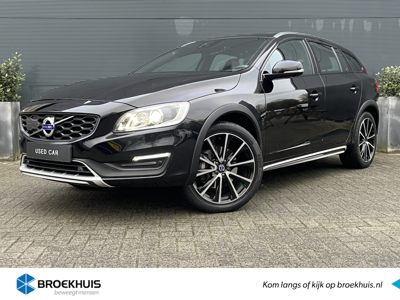 Volvo V60 Cross Country - 2.0 T5 Summum 2.0 T5 Summum - AutoWereld.nl