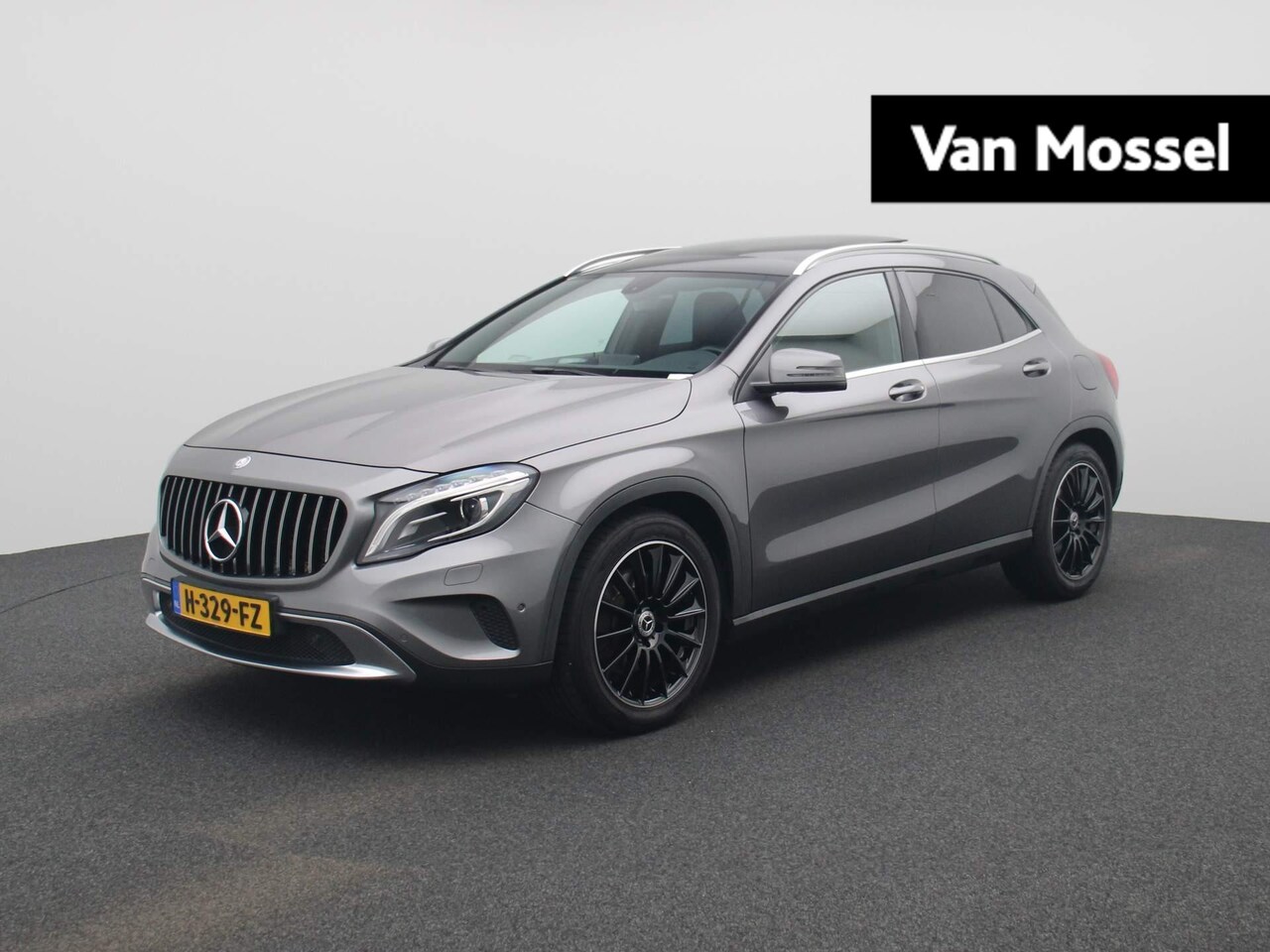 Mercedes-Benz GLA-Klasse - 250 Edition | Leder | Schuifdak | Achteruitrijcamera | - AutoWereld.nl