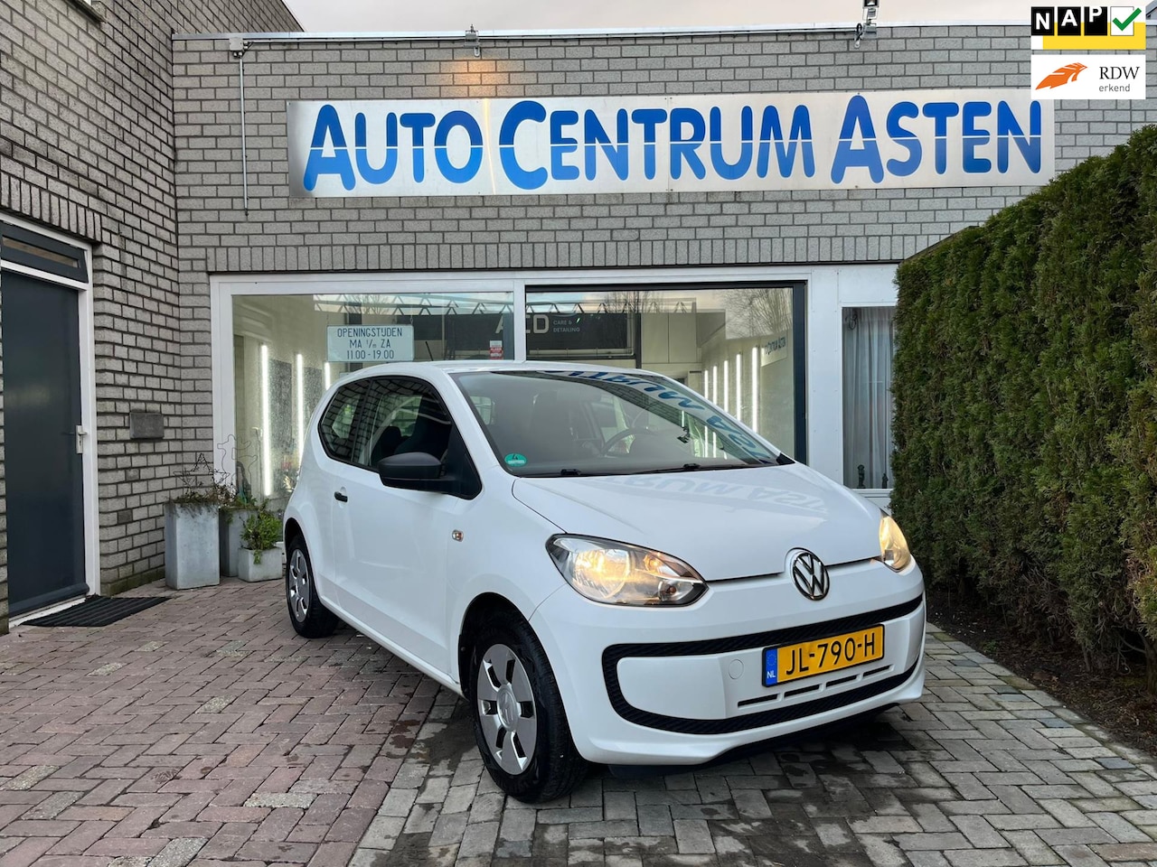 Volkswagen Up! - 1.0 take up! Airco Navigatie - AutoWereld.nl