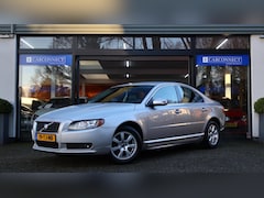 Volvo S80 - 2.5 T Momentum 200pk|PDC|Leder|Cruise|Automaat