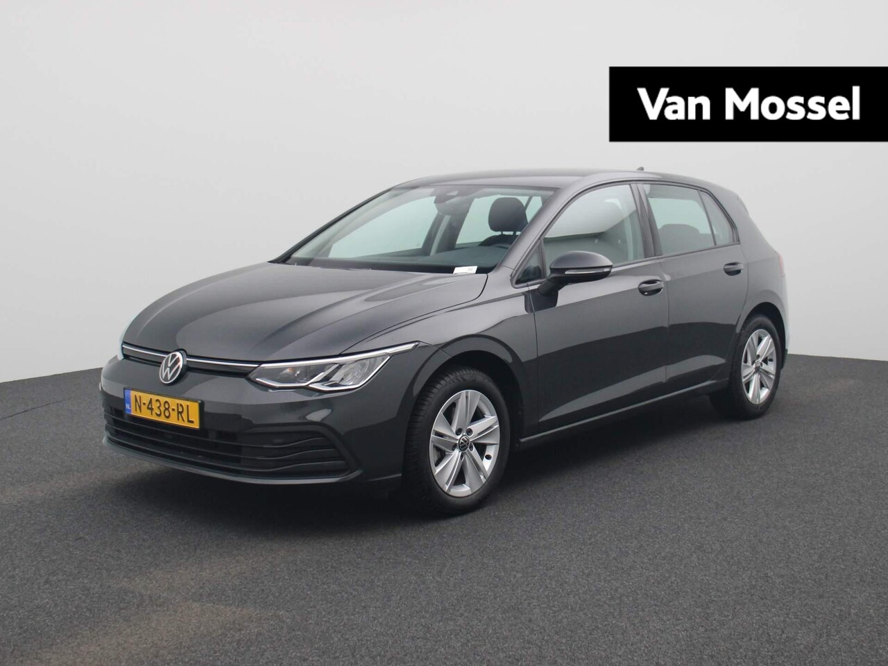 Volkswagen Golf - 1.0 TSI Life | Demo | Apple Carplay/Android Auto | Connected Services | DAB+ | Verkeersbor - AutoWereld.nl