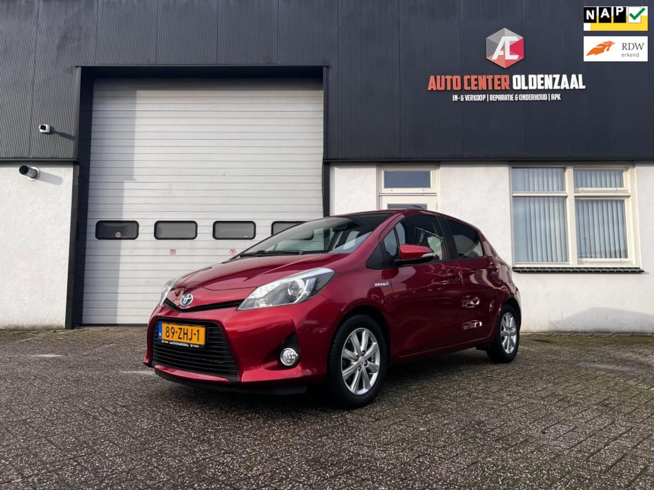 Toyota Yaris - 1.5 Full Hybrid Aspiration|Automaat|Camera - AutoWereld.nl