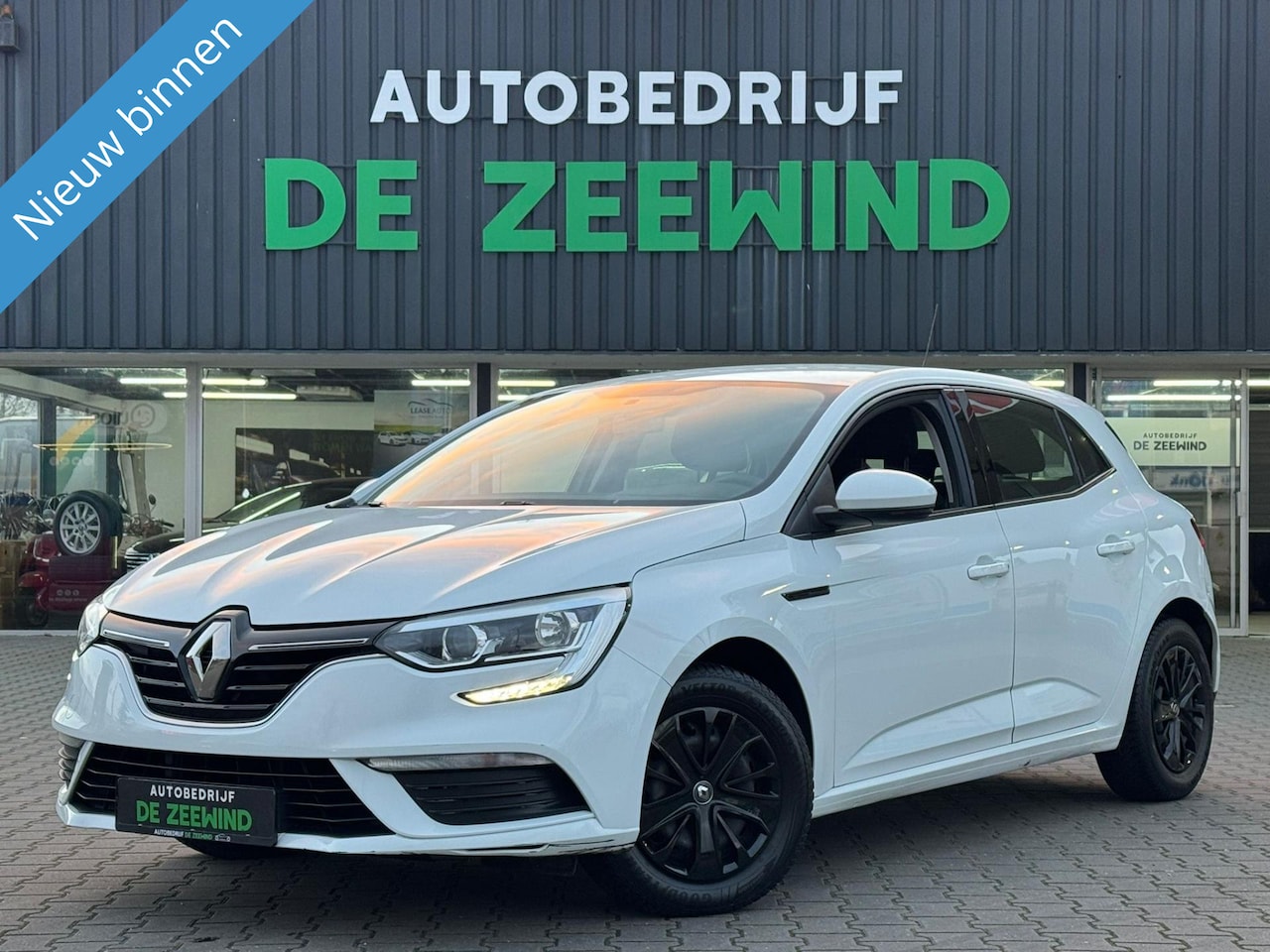 Renault Mégane - 1.2 TCe Zen|5D|Sport|Rijklaar - AutoWereld.nl