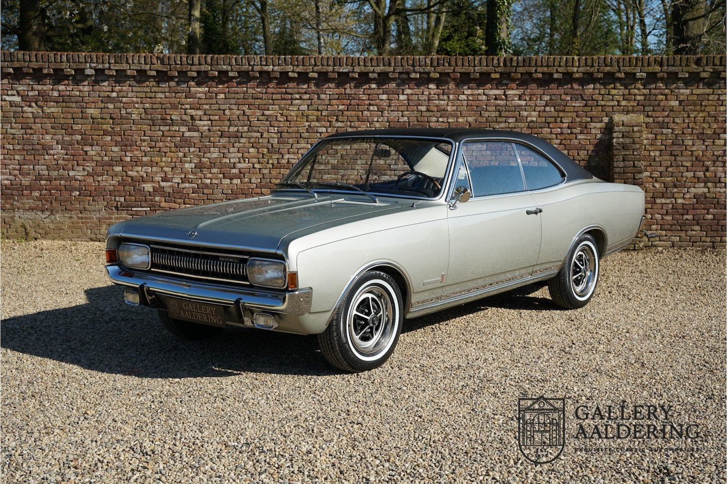 Opel Commodore - 2500 S A-Coupé Fully restored condition, French (Normandy/Rouen) delivered car, Early seri - AutoWereld.nl