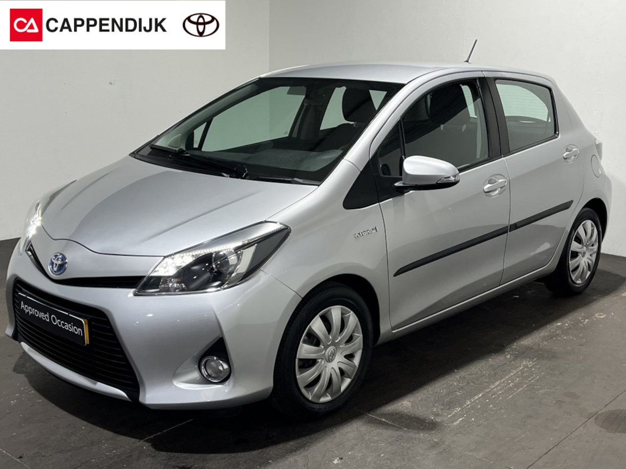 Toyota Yaris - 1.5 Full Hybrid Aspiration | Camera | Clima | Lage KM-stand | - AutoWereld.nl