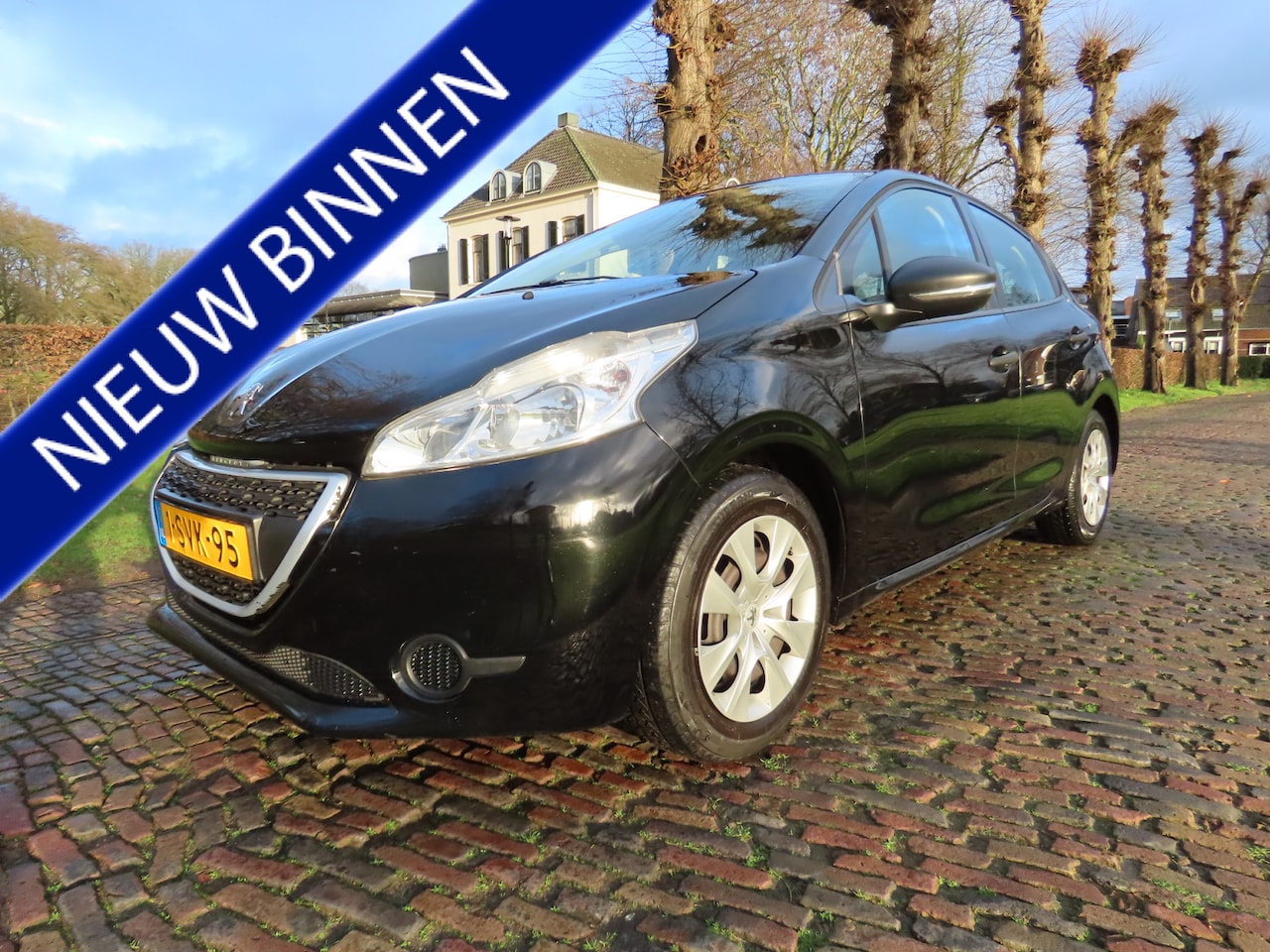 Peugeot 208 - 1.0 VTi Access Airco Cruisecontrol 5 Drs Isofix - AutoWereld.nl