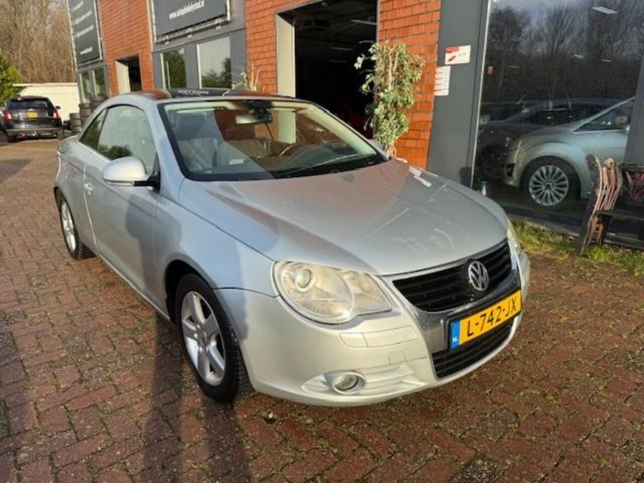 Volkswagen Eos - 2.0-16v FSI Clima, Navi - AutoWereld.nl