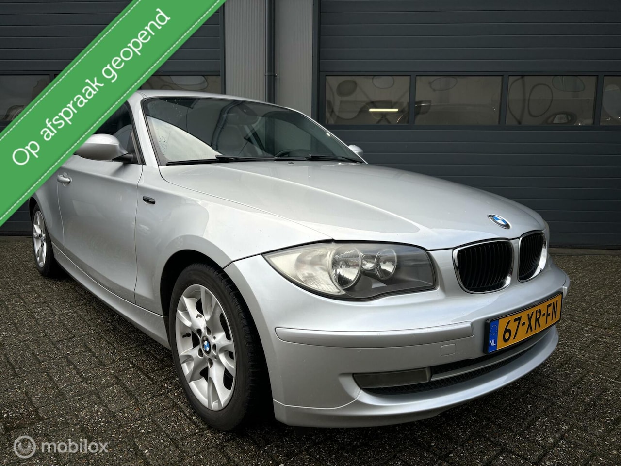 BMW 1-serie - 118i Business Line Uitvoering - AutoWereld.nl