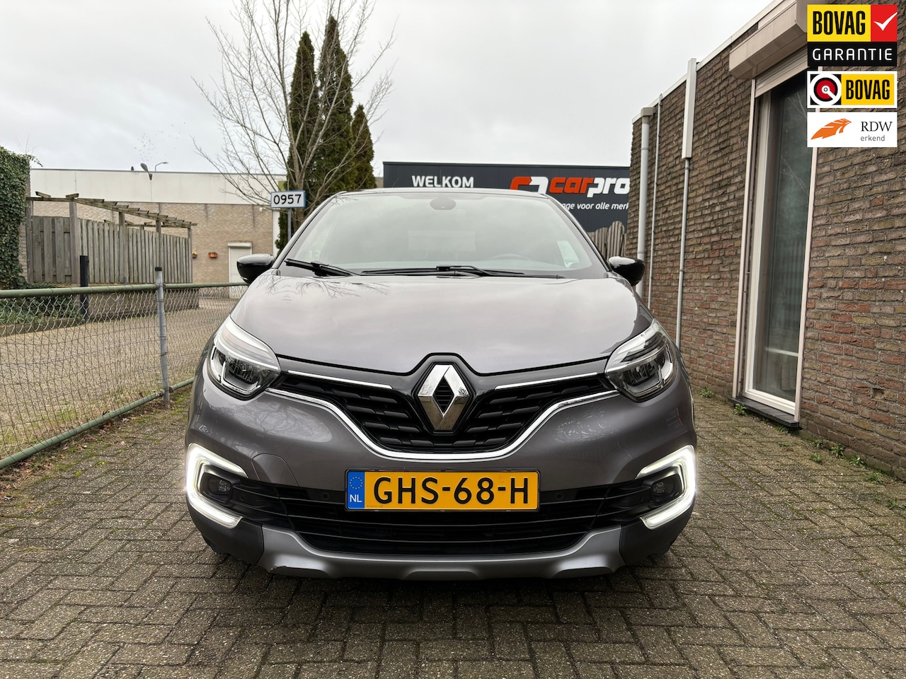 Renault Captur - 1.3 TCe Intens automaat, achteruitrijcamera, panorama dak, parkeersensoren, - AutoWereld.nl