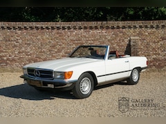 Mercedes-Benz SL-klasse Cabrio - 380 German delivered car, only 41.000 kilometres, stunning colour combination