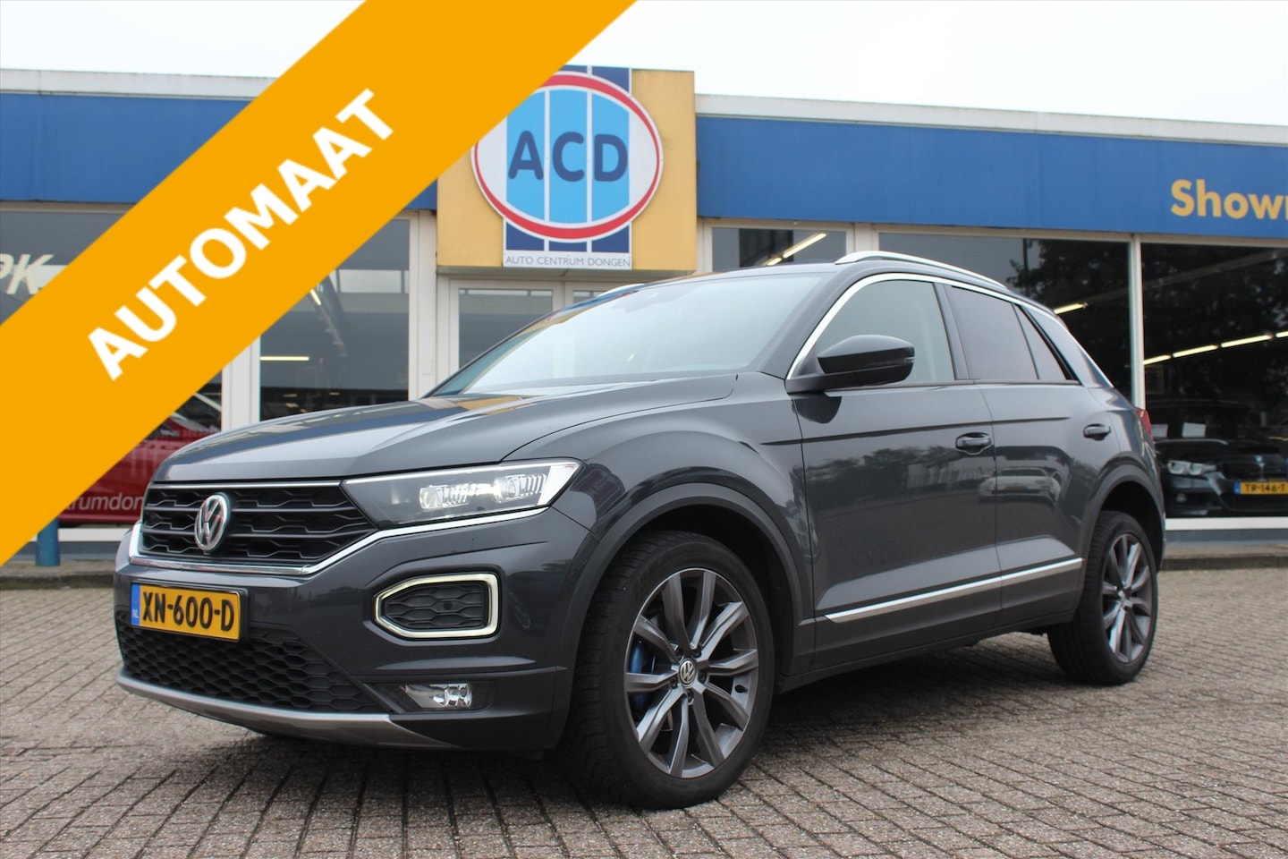 Volkswagen T-Roc - 1.5 TSI 150pk 7-DSG T-Roc Sport | PanoramaDak | Virtual dashboard | - AutoWereld.nl