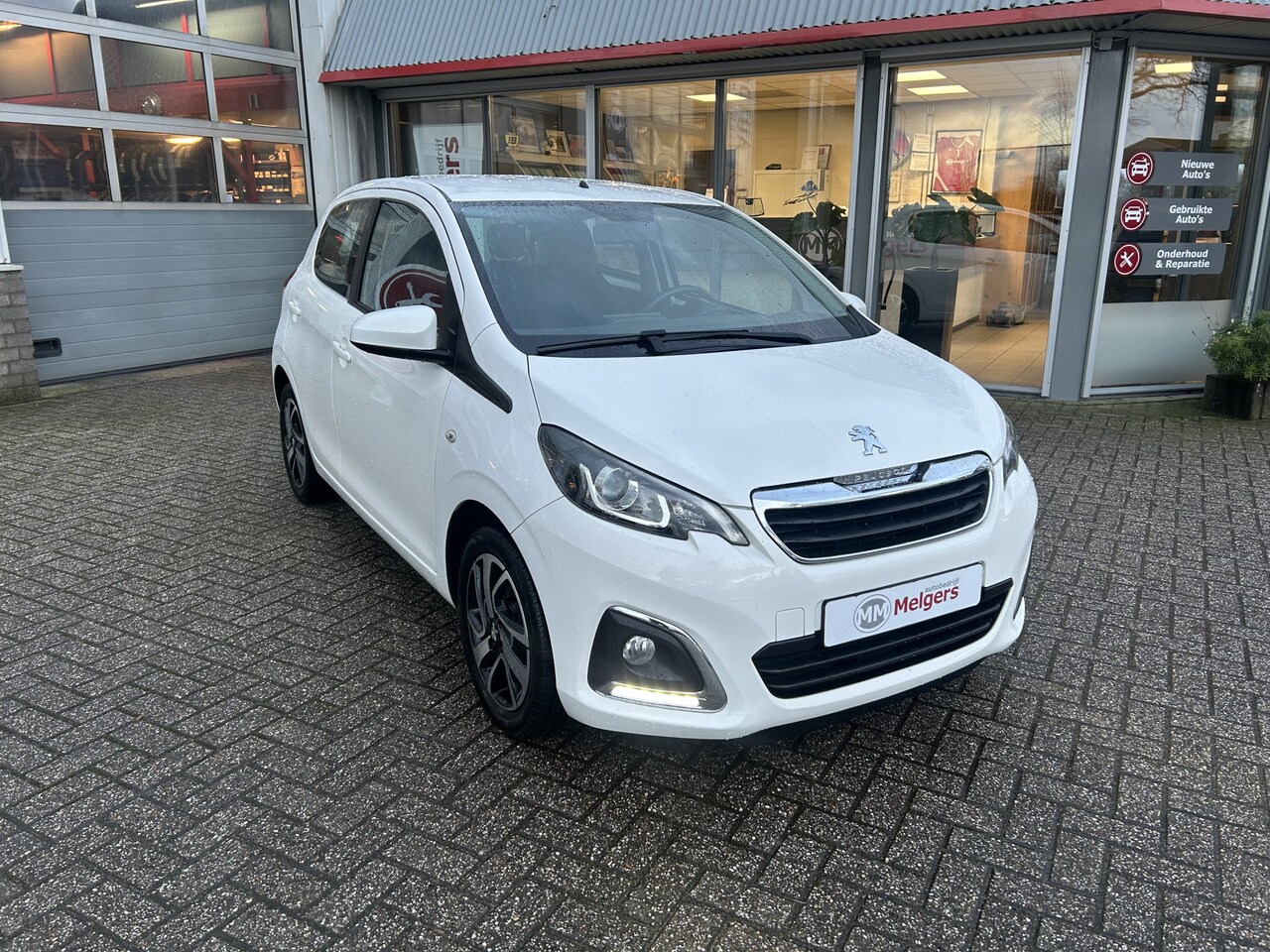 Peugeot 108 - 1.0 e-VTi Allure 1.0 e-VTi Allure - AutoWereld.nl