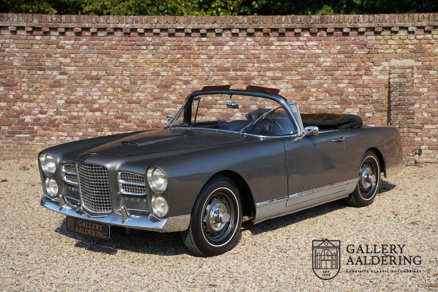 Facel Vega I - Very original, famous movie car, lovely condition - AutoWereld.nl