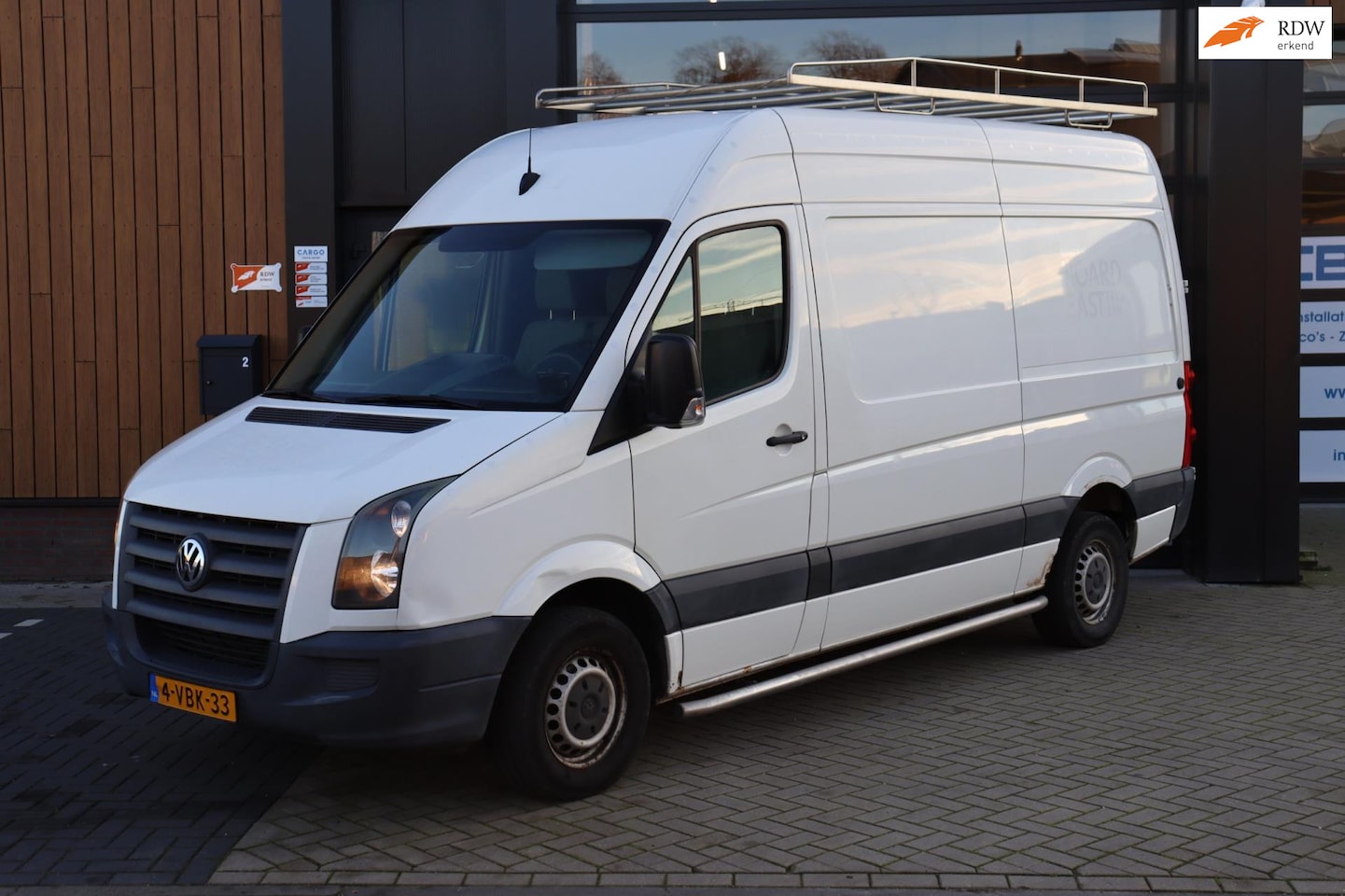 Volkswagen Crafter - 46 2.5 TDI | L2H2 | Imperial met Trap | 3 Zits | Radio - AutoWereld.nl