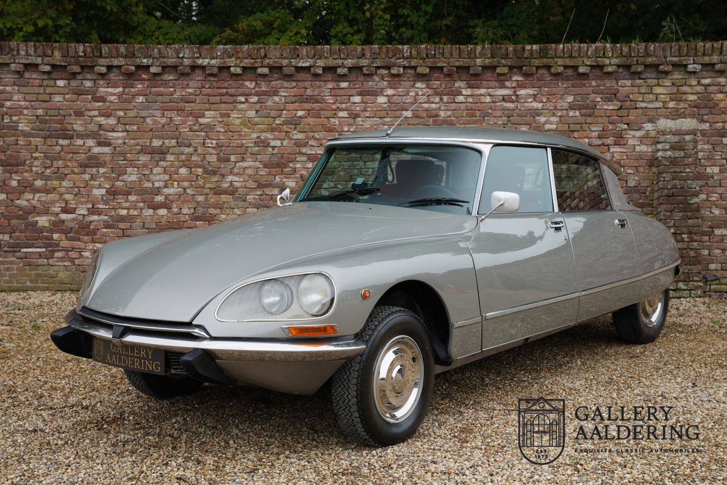 Citroën DS - 19 Pallas last ownership since 2004 - AutoWereld.nl