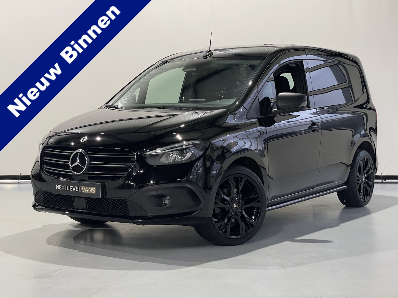 Mercedes-Benz Citan - 112 CDI AUT/ 3 zits / Camera / Navi / Trekhaak - AutoWereld.nl