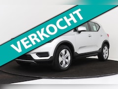 Volvo XC40 - 1.5 T3 Momentum | Org NL | Camera | Digital Cockpit | Stoel-/Stuurverwarming |