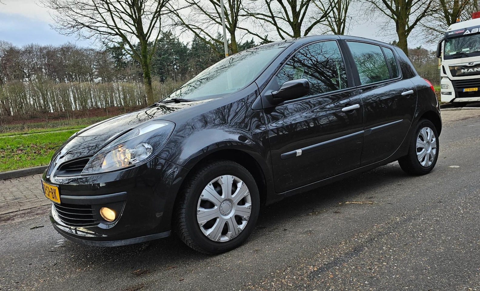 Renault Clio - 1.4-16V Dynamique Luxe 5 Deurs Airco - AutoWereld.nl