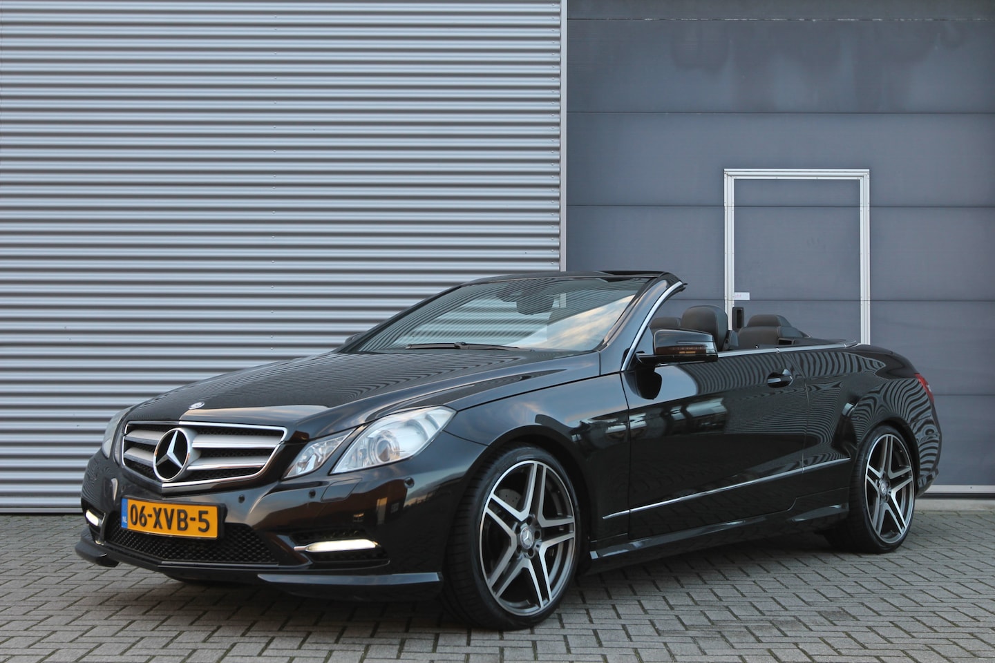 Mercedes-Benz E-klasse Cabrio - 200 CGI Avantgarde I AUT. I AMG PAKKET I NAVI I LEDER - AutoWereld.nl