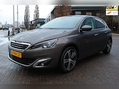 Peugeot 308 - 1.6 THP Première Trekhaak Navigatie Panoramadak