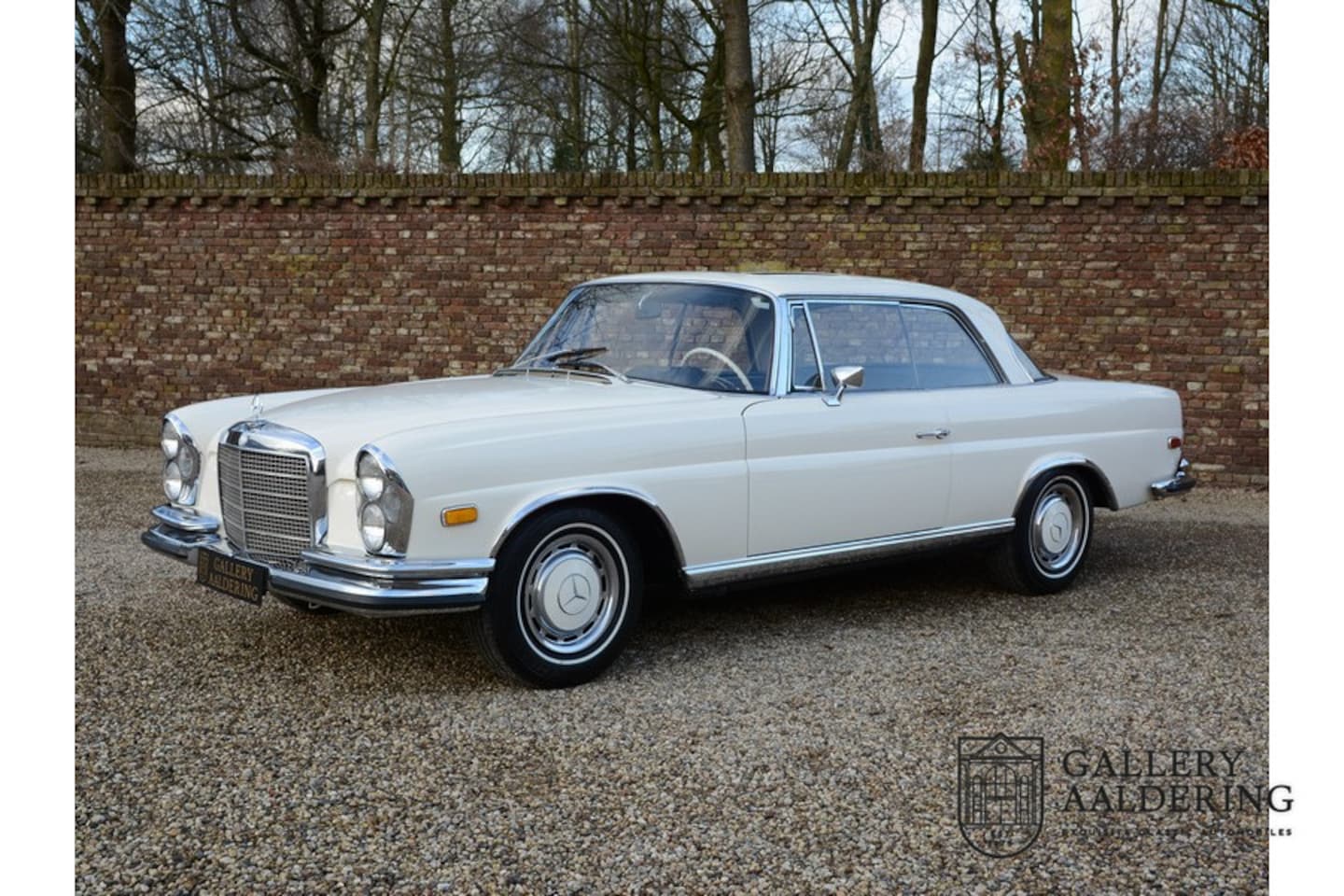 Mercedes-Benz 280 - SE 3.5 Coupe (W111-026) SPECIAL PRICE! The top variant for the W111 Coupe, Rare Floorshift - AutoWereld.nl