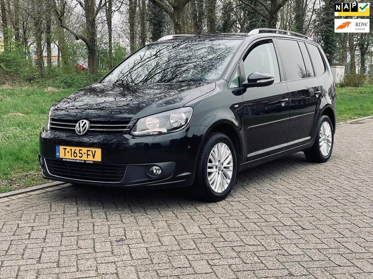 Volkswagen Touran - 1.2 TSI Comfortline BlueMotion (bj 2015) CLIMATE / TREKHAAK - AutoWereld.nl