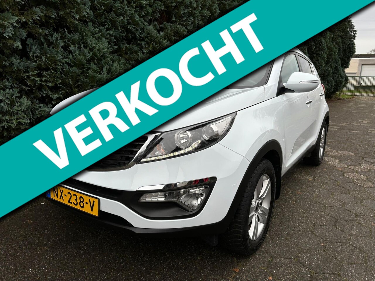 Kia Sportage - 1.6 GDI X-ecutive Plus Pack 1.6 GDI X-ecutive Plus Pack - AutoWereld.nl