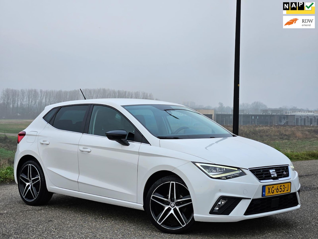 Seat Ibiza - 1.0 TSI Style Business Intense FR| Navi| Clima| Cruise| Lmv| Nap| Boekjes - AutoWereld.nl