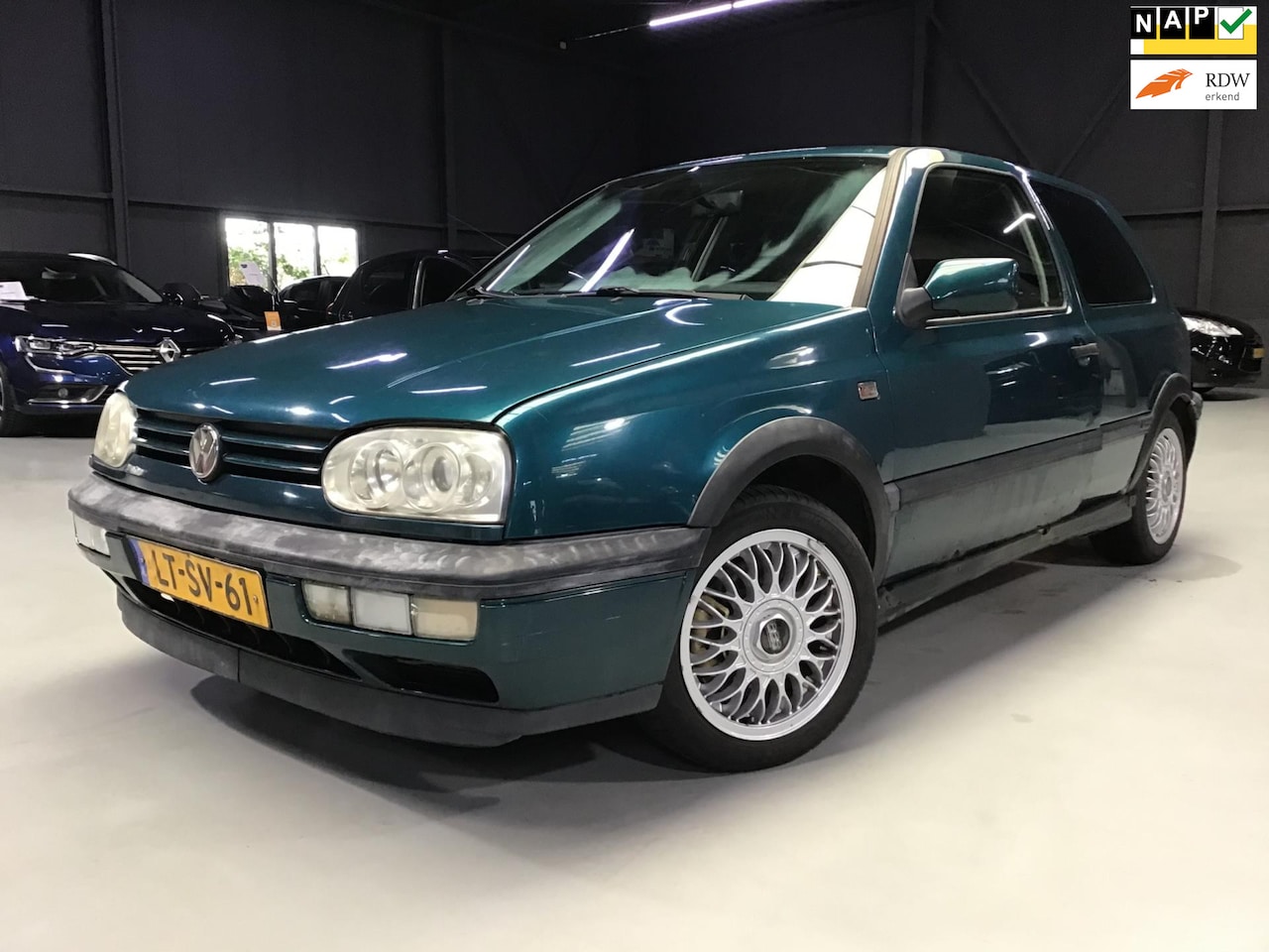 Volkswagen Golf - 2.0-16V GTI I D.O.H.C. I NL Auto I BBS Velgen I 150 PK I Distributie v.v. 2023 I Collector - AutoWereld.nl