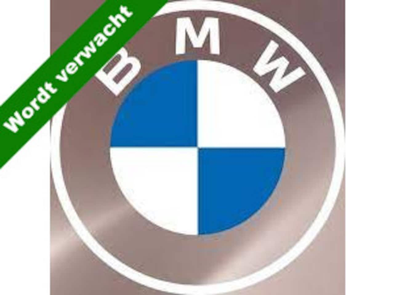 BMW iX3 - High Executive 80 kWh 12-2021 / Nap / Pano / Leder / Premium audio - AutoWereld.nl