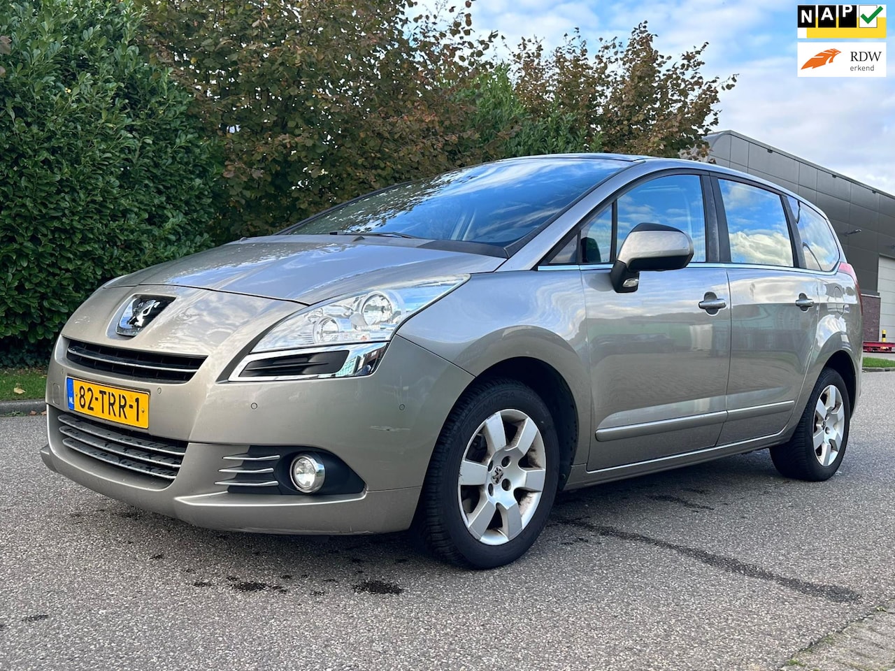 Peugeot 5008 - 1.6 THP Active 7p. 2e Eigenaar*Navigatie*Pano*NAP*Cruise*Clima*Parkeersensoren*LM velgen* - AutoWereld.nl