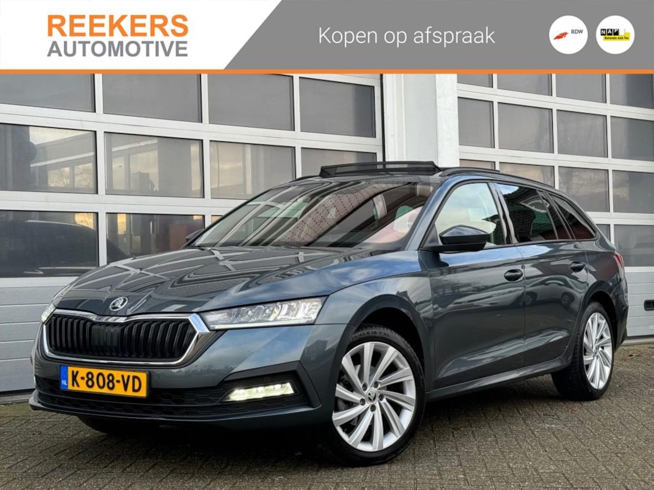 Skoda Octavia - 1.0 e-TSI DSG-7 Pano Trekhaak DAB Stoel+Stuur Verw. - AutoWereld.nl